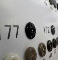 177 기린 Giraffe 수지 2홀 단면 버튼[단추] Giraffe Button(Twill Button Industry) 서브 사진