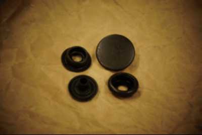 7050 WALDES® #7050 녹슨 15/18mm 도트 단추