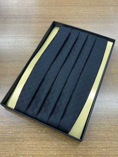 CM-960 실크 소재를 사용한 커머밴드 블랙 직조 무늬